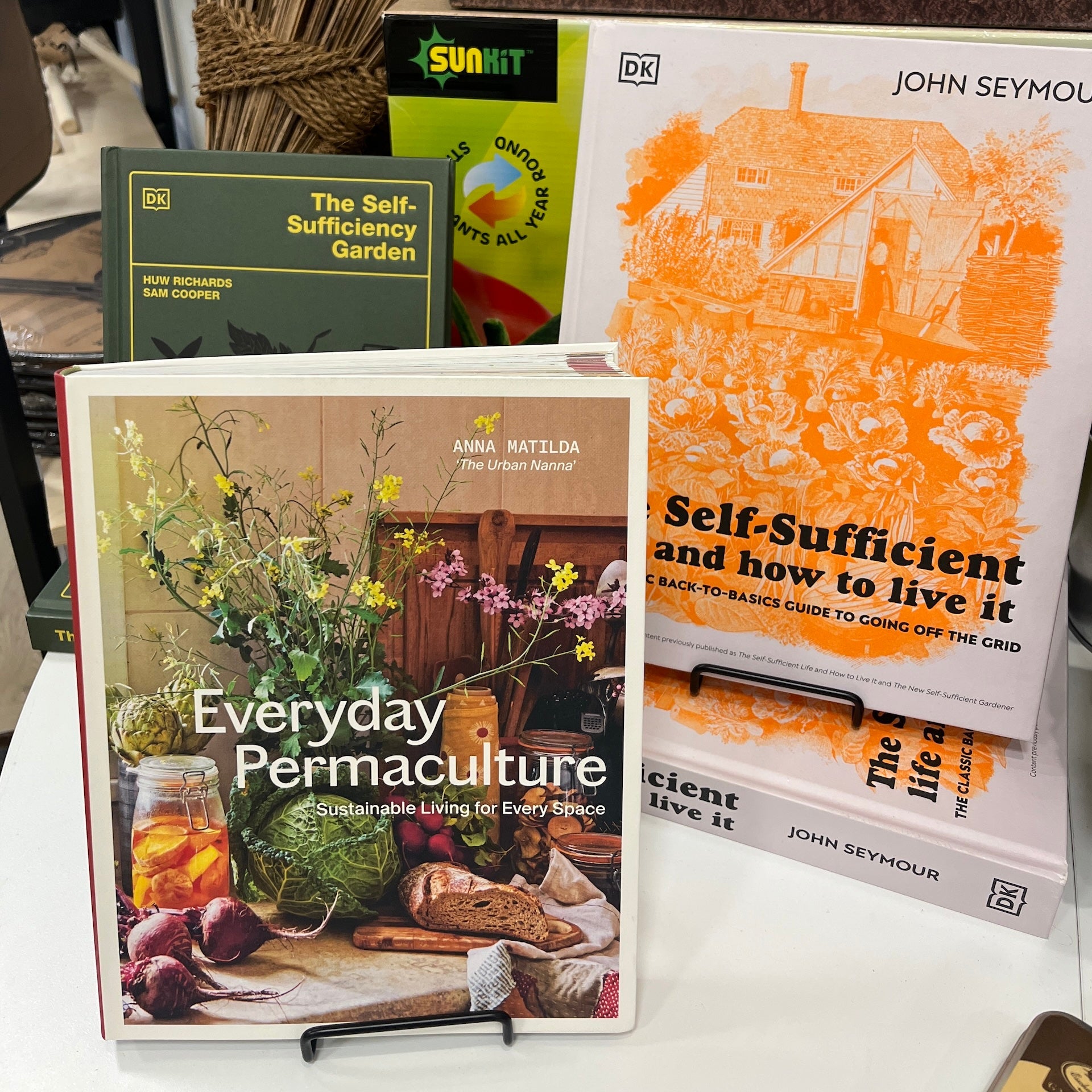 Garden Books + Magazines