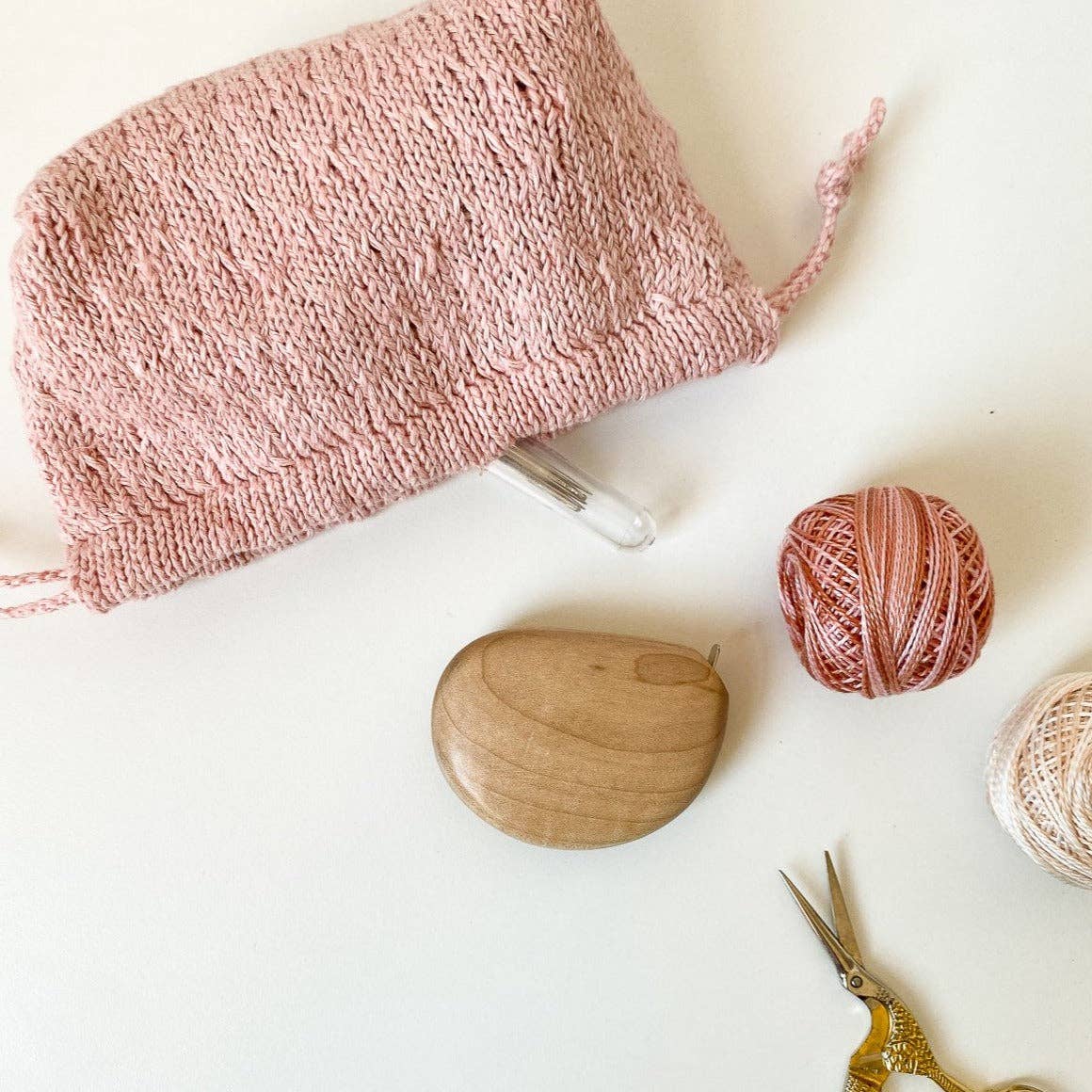 Flax &amp; Twine - Trellis Stitch Drawstring Bag Set Kit