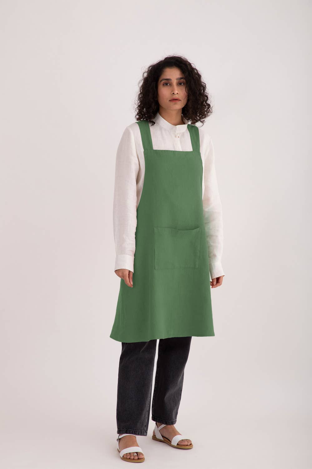 Live Linen Inc. - Linen Cross Back Apron
